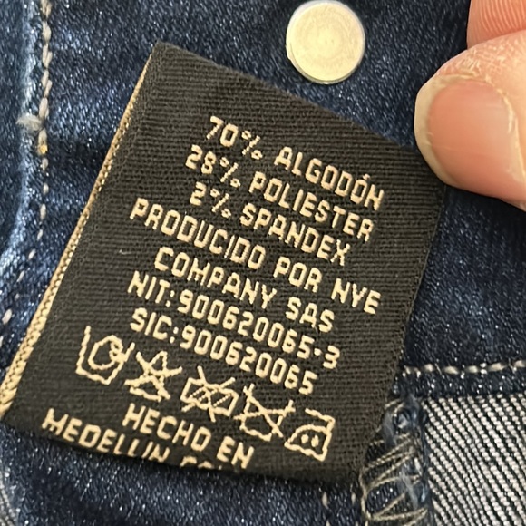 NYE Colombian made butt lifting star chain bling distressed jeans sz US 3 - Picture 13 of 13